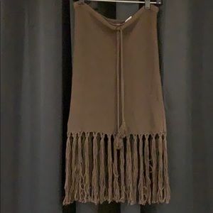 Super sexy low waisted skirt with fringe